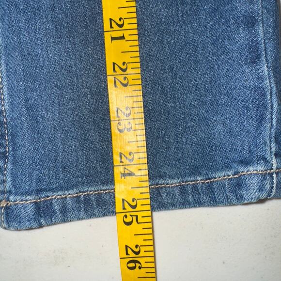 Cat & Jack Girls 5 Jeans Denim Relaxed Straight Stretch Casual Basic Everyday - Picture 10 of 10